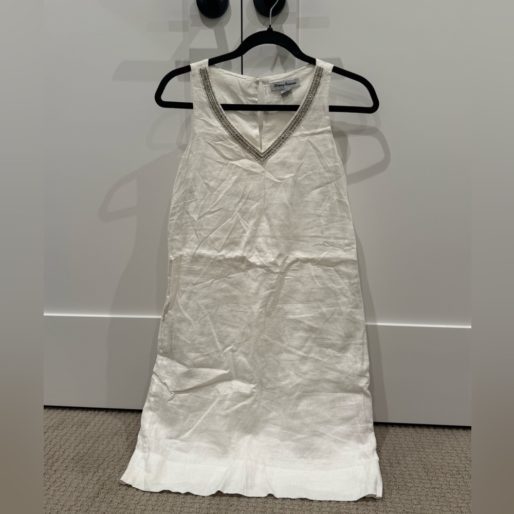 Tommy Bahama White Top with Silver Accents